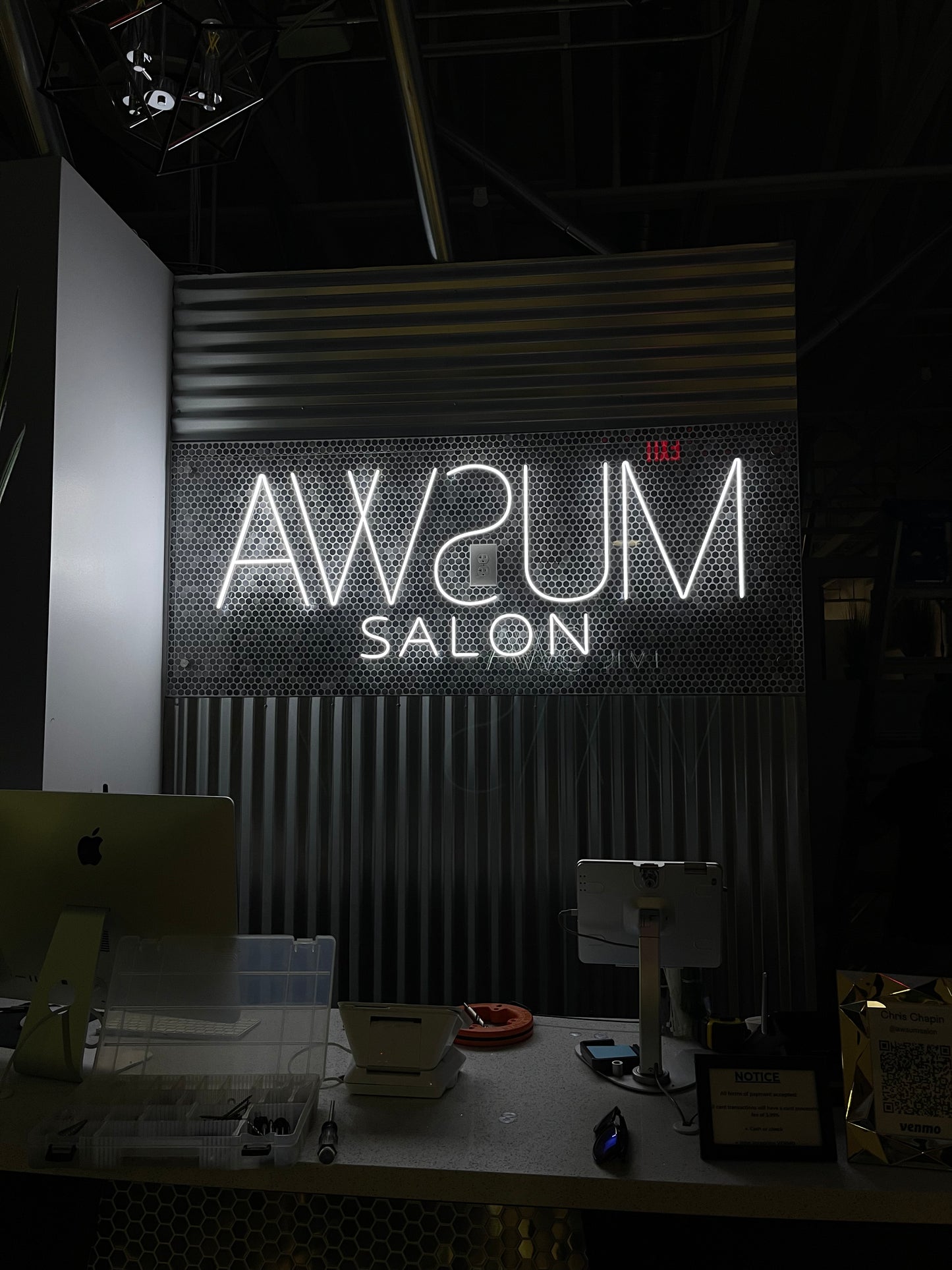 Awsum Salon